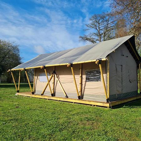 Camping De La Touche Ligueil Екстериор снимка