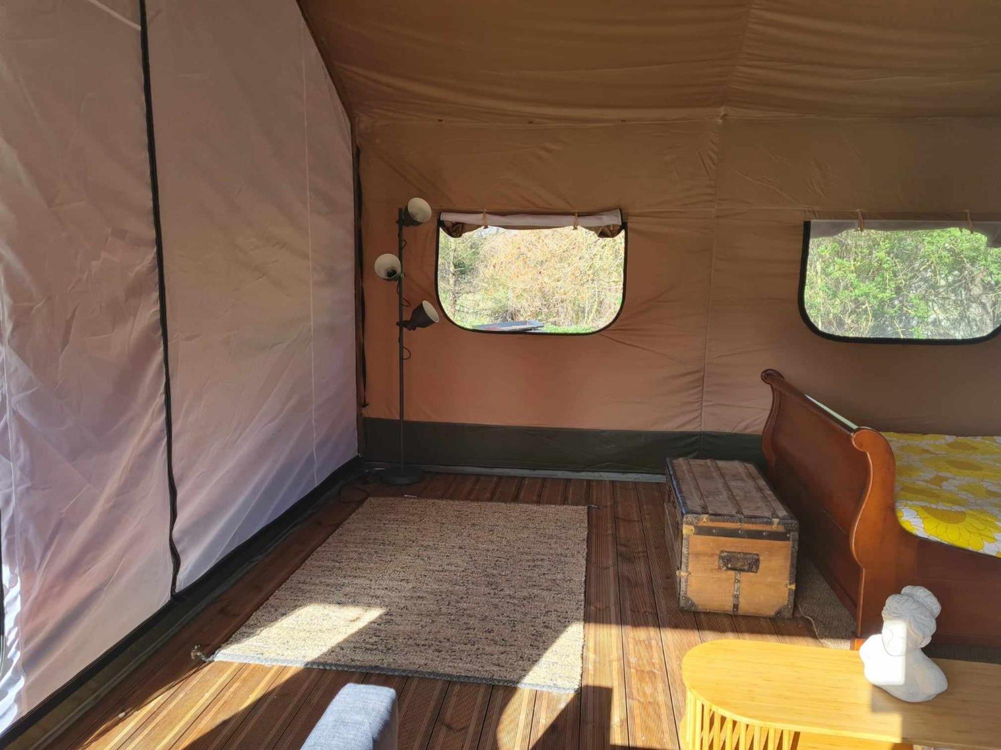 Camping De La Touche Ligueil Екстериор снимка