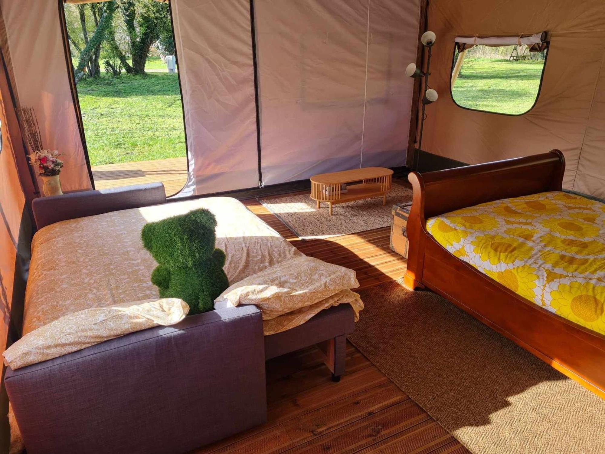Camping De La Touche Ligueil Екстериор снимка