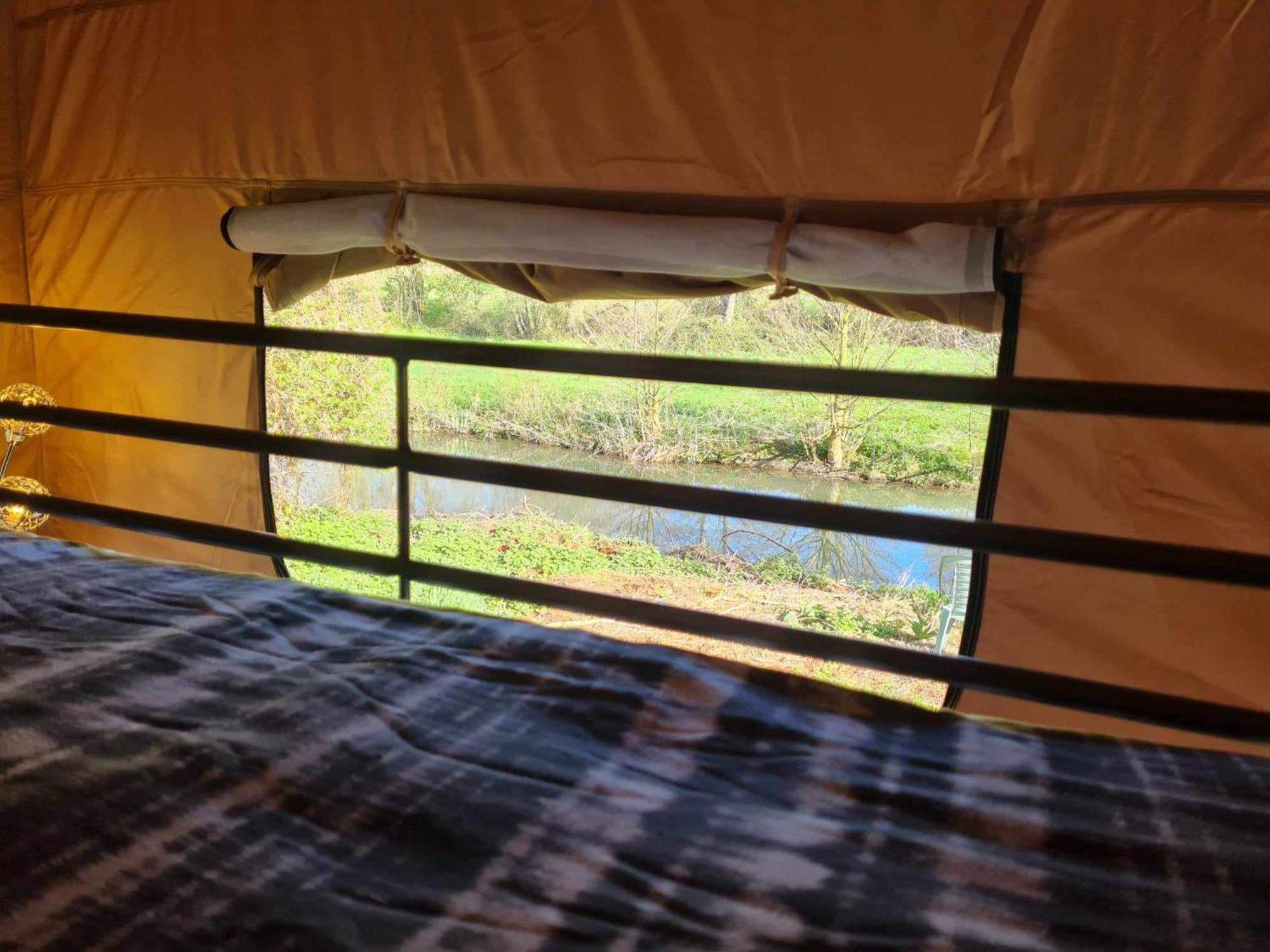 Camping De La Touche Ligueil Екстериор снимка