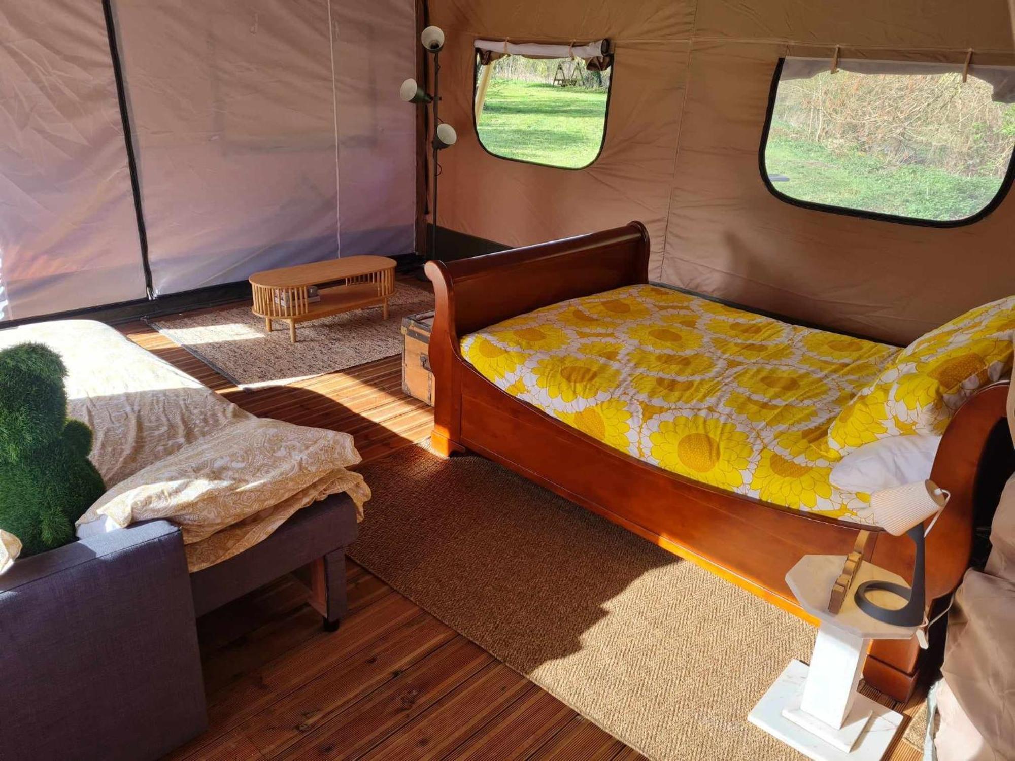 Camping De La Touche Ligueil Екстериор снимка
