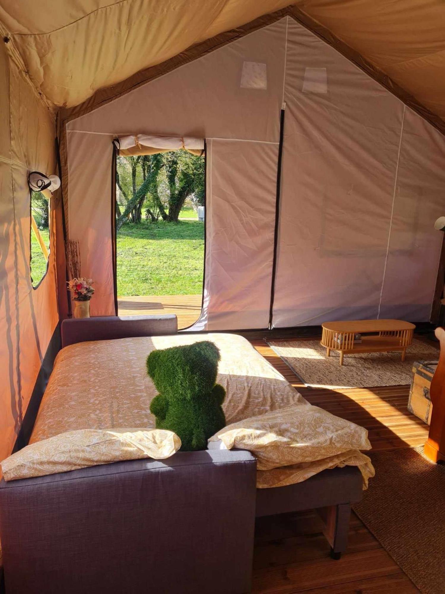 Camping De La Touche Ligueil Екстериор снимка