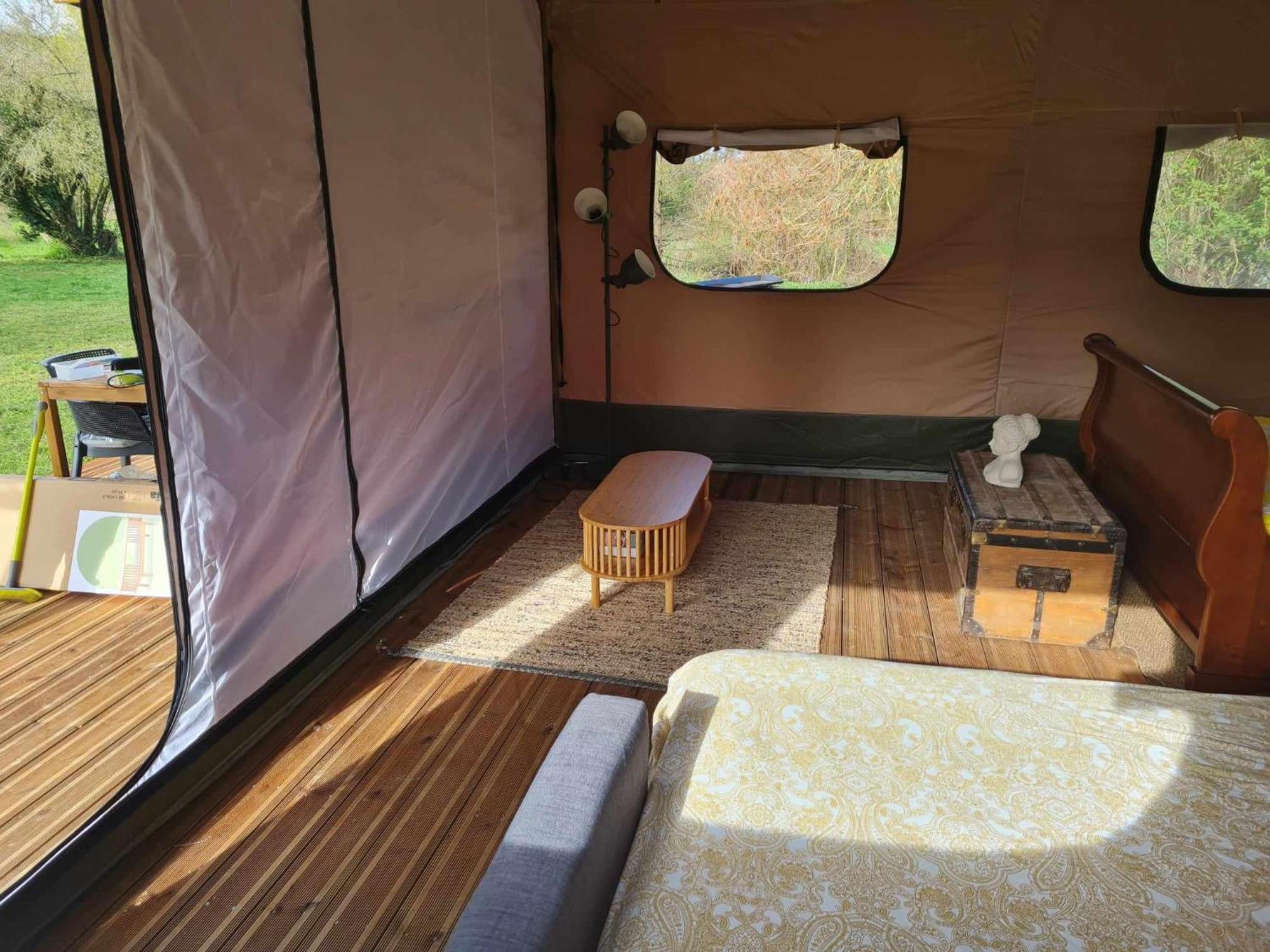 Camping De La Touche Ligueil Екстериор снимка
